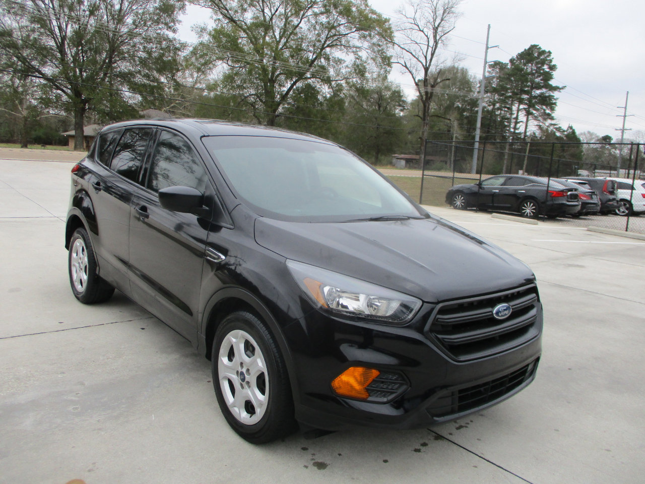 Used 2019 Ford Escape S image 23