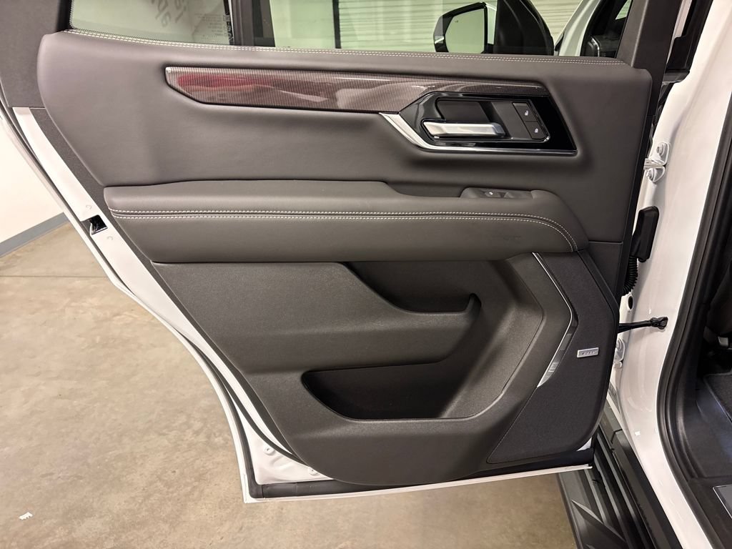 New 2026 GMC Yukon Elevation AWD/4WD image 29