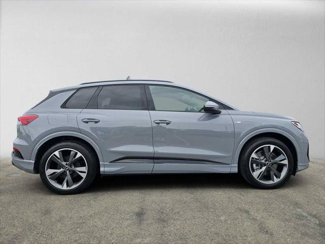 Certified 2024 Audi Q4 e-tron Prestige w/ Black Optic Package AWD/4WD image 2