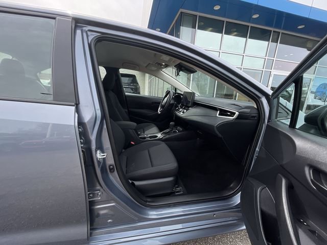 Used 2025 Toyota Corolla LE FWD image 25