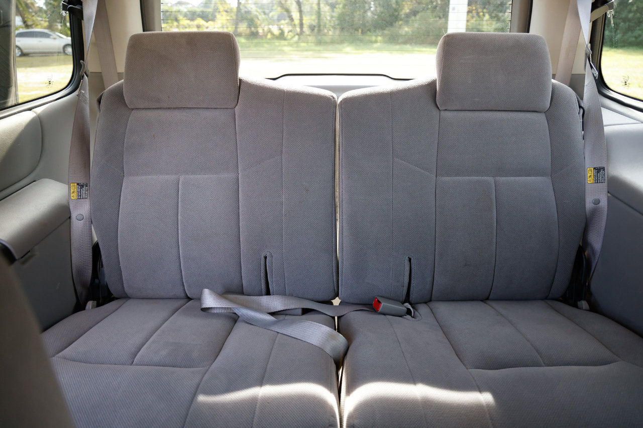 Used 2004 Oldsmobile Silhouette GL image 21