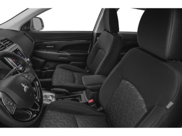 Used 2025 Mitsubishi Outlander Sport LE image 12