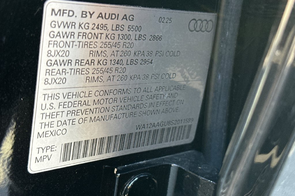 Used 2025 Audi Q5 Premium w/ Premium Plus AWD/4WD image 43