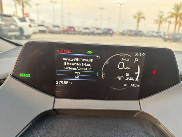 Certified 2025 Toyota Prius LE FWD image 12