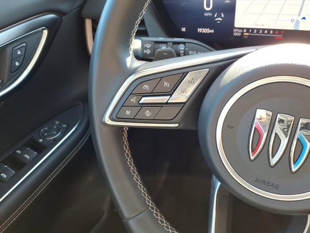Used 2025 Buick Envision Sport Touring image 18