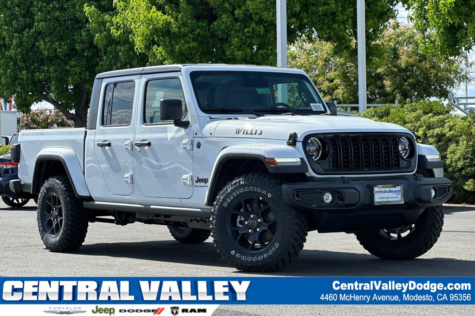 New 2026 Jeep Gladiator Sport