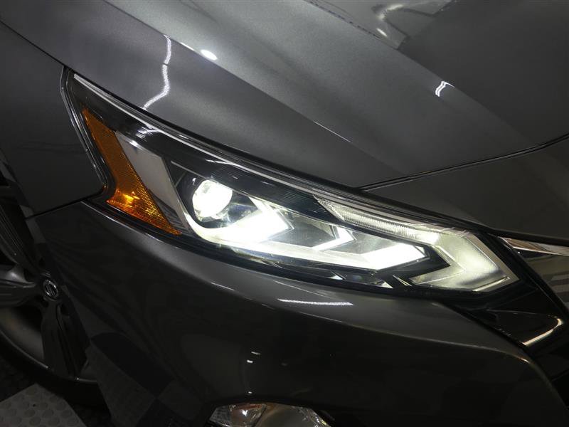Used 2019 Nissan Altima 2.5 SL FWD image 15