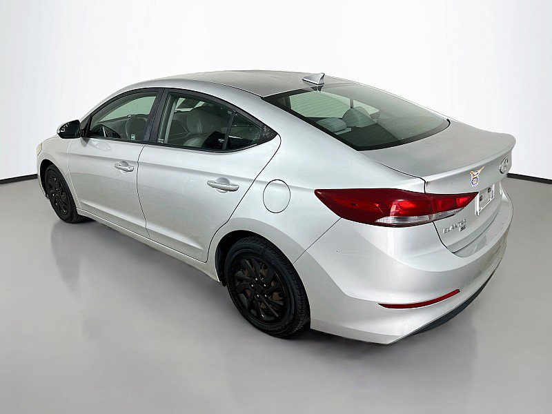 Used 2017 Hyundai Elantra SE FWD image 5