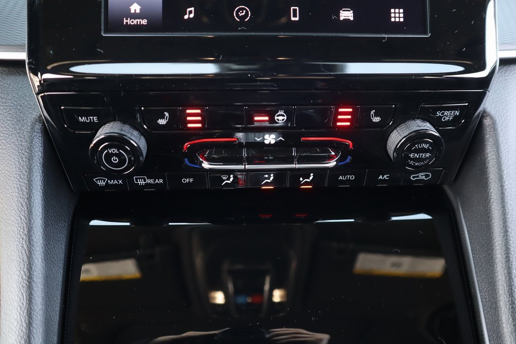 New 2025 Jeep Grand Cherokee Altitude image 7