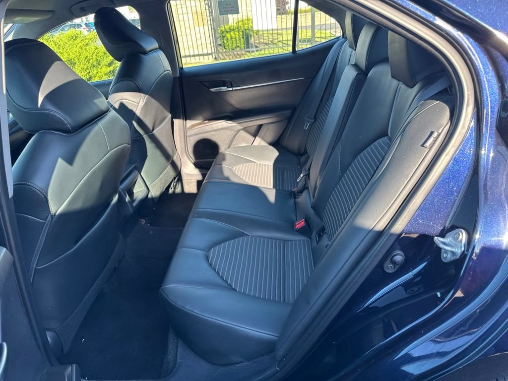 Used 2021 Toyota Camry SE FWD image 10