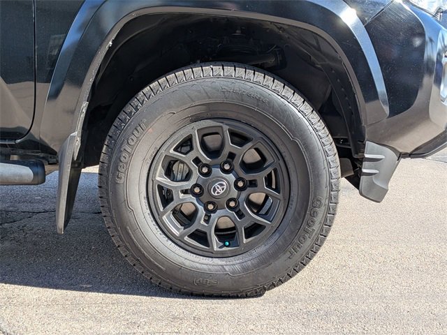 Used 2022 Toyota Tacoma SR5 image 7