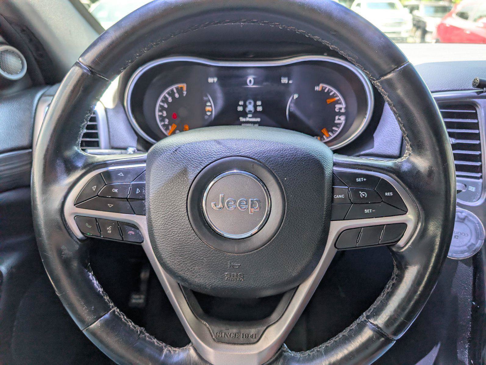 Used 2022 Jeep Grand Cherokee Laredo E RWD image 22