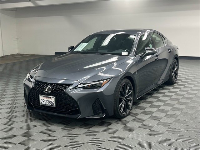 Certified 2025 Lexus IS 300 F Sport image 2