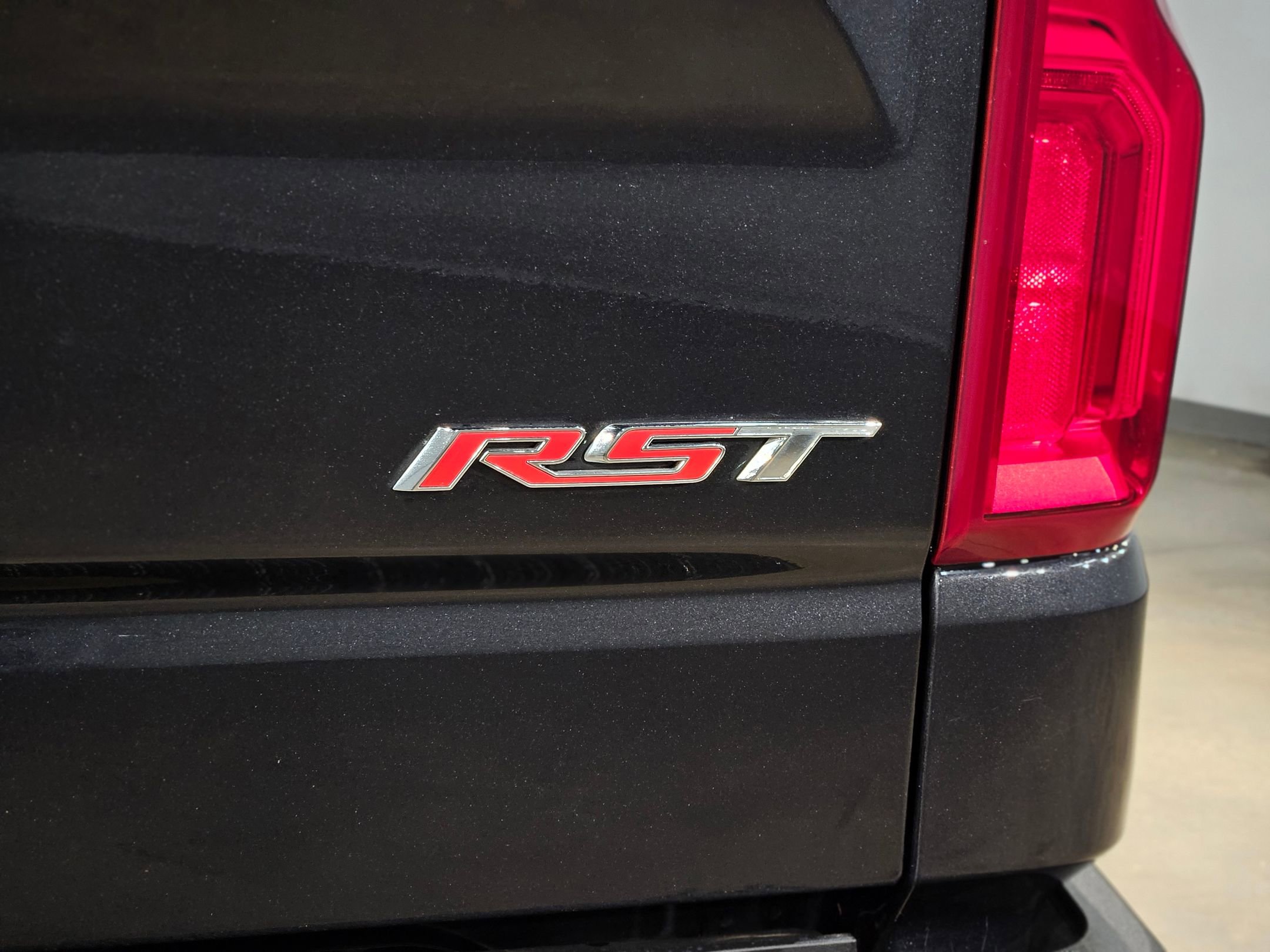 Used 2022 Chevrolet Silverado 1500 RST image 37