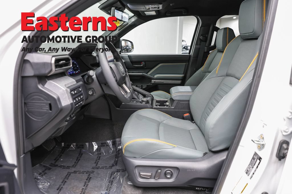 Used 2025 Toyota 4Runner Trailhunter AWD/4WD image 14