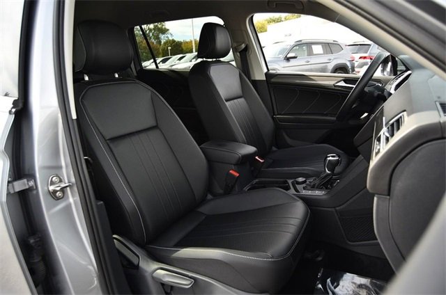 Certified 2024 Volkswagen Tiguan SE image 21