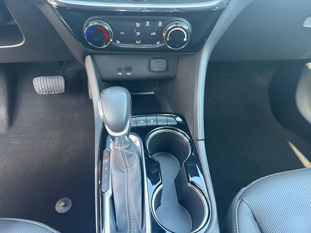 Used 2024 Buick Encore GX Sport Touring w/ Comfort Package image 26