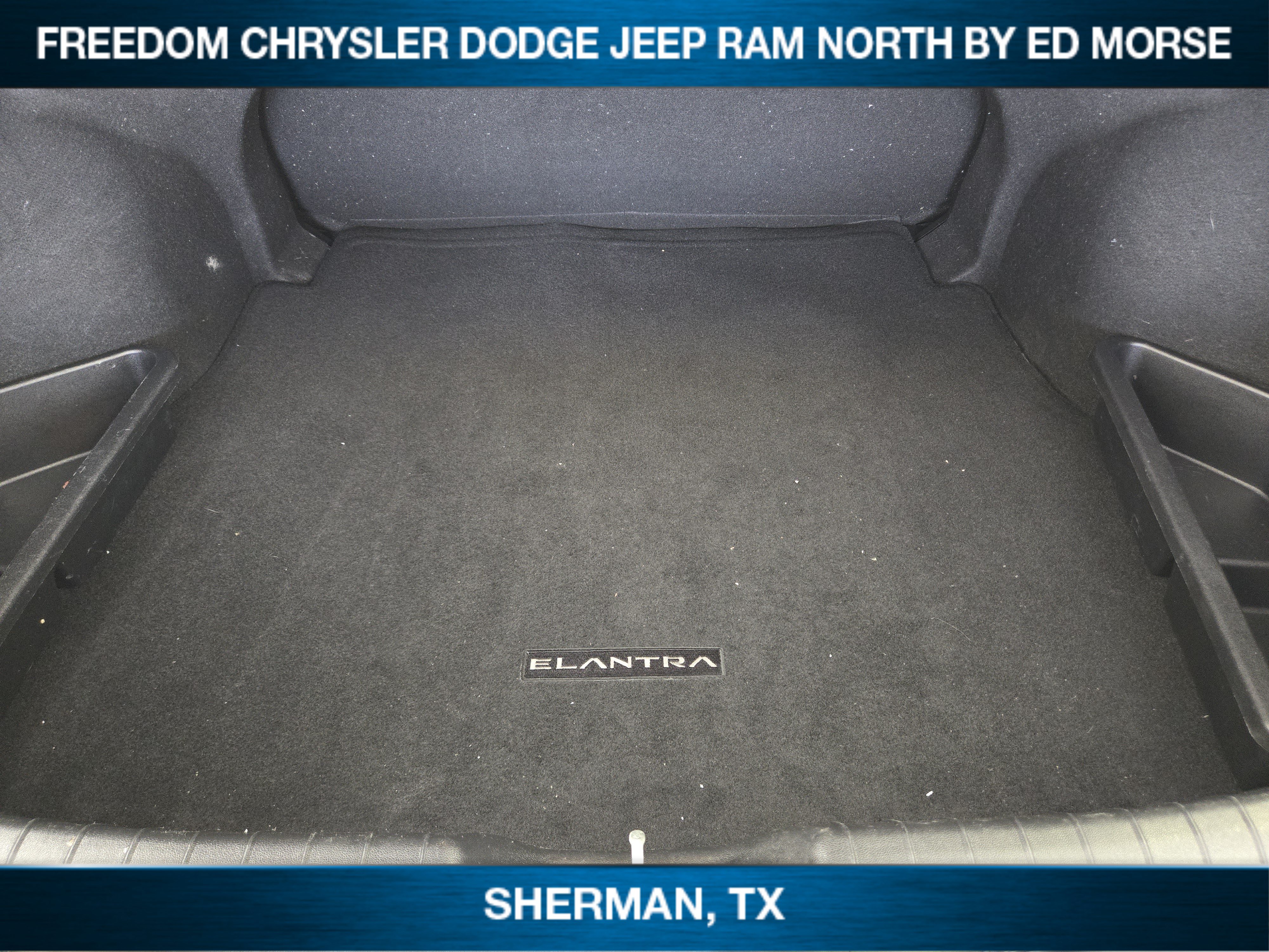 Used 2025 Hyundai Elantra Sport FWD image 22