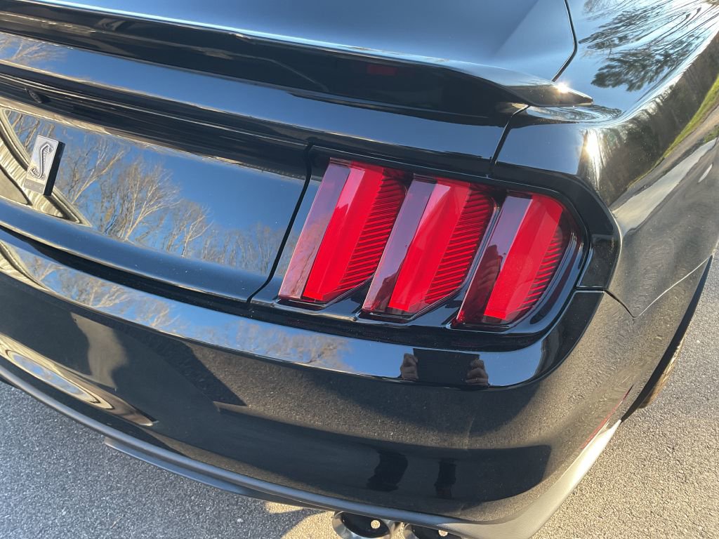 Used 2016 Ford Mustang Shelby GT350 w/ Track Package image 26