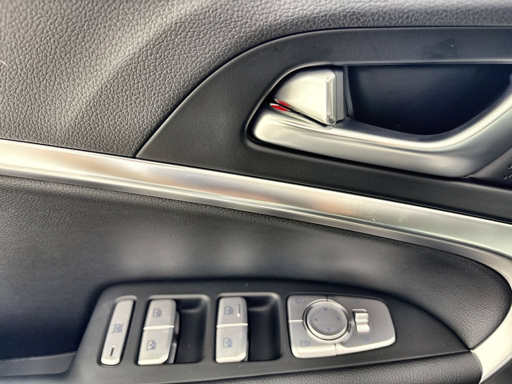 New 2026 Genesis G70 2.5T RWD image 15