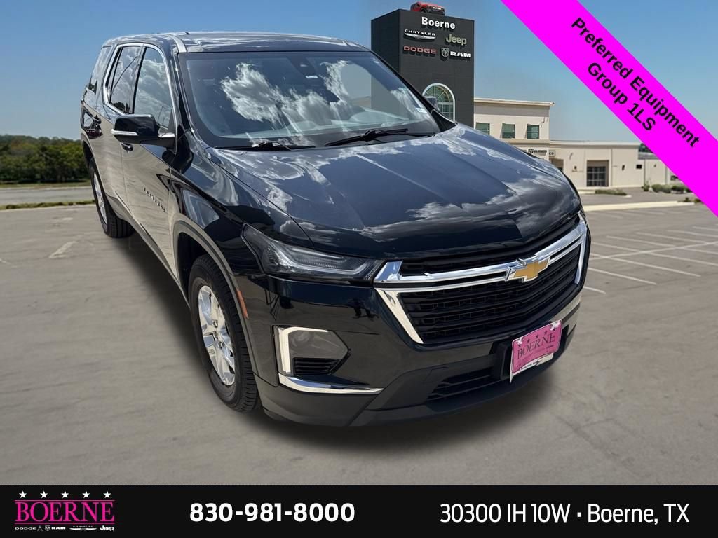 Used 2023 Chevrolet Traverse LS w/ Safety Package FWD image 8