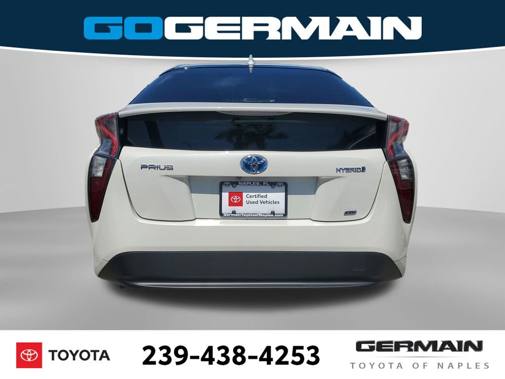 Used 2018 Toyota Prius Two FWD image 11