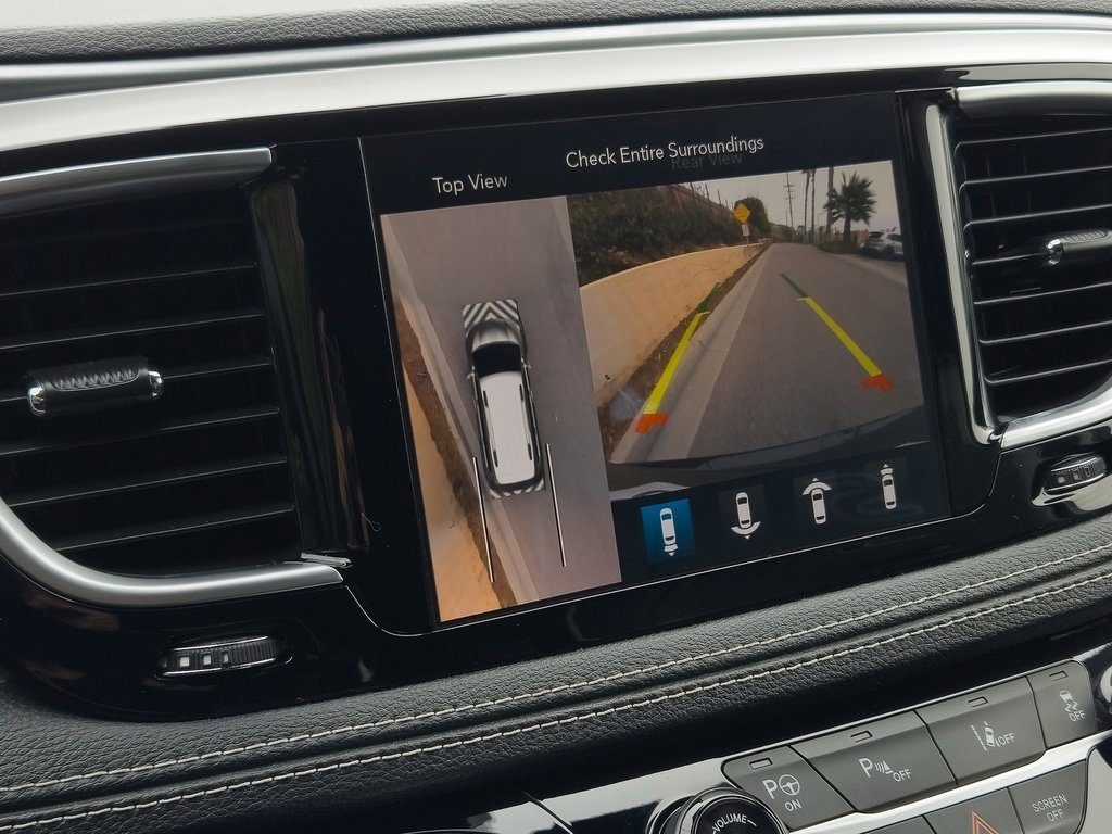 Used 2020 Chrysler Pacifica Limited w/ Advanced Safetytec Group image 17