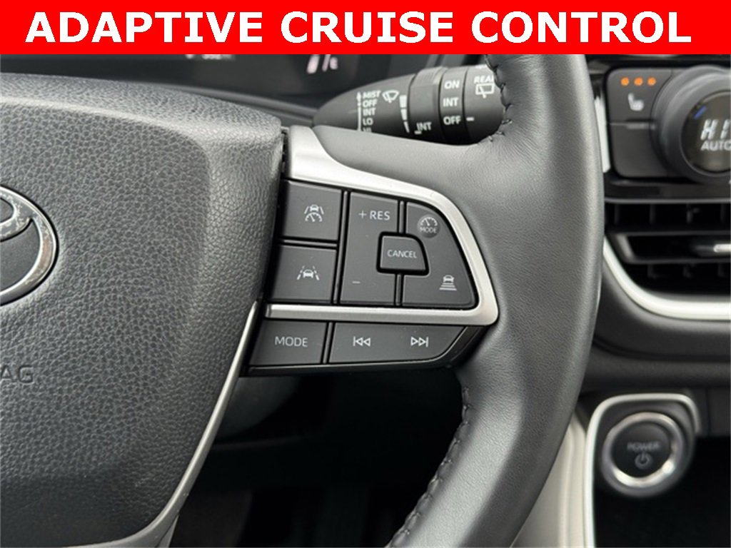 Certified 2024 Toyota Grand Highlander XLE image 30