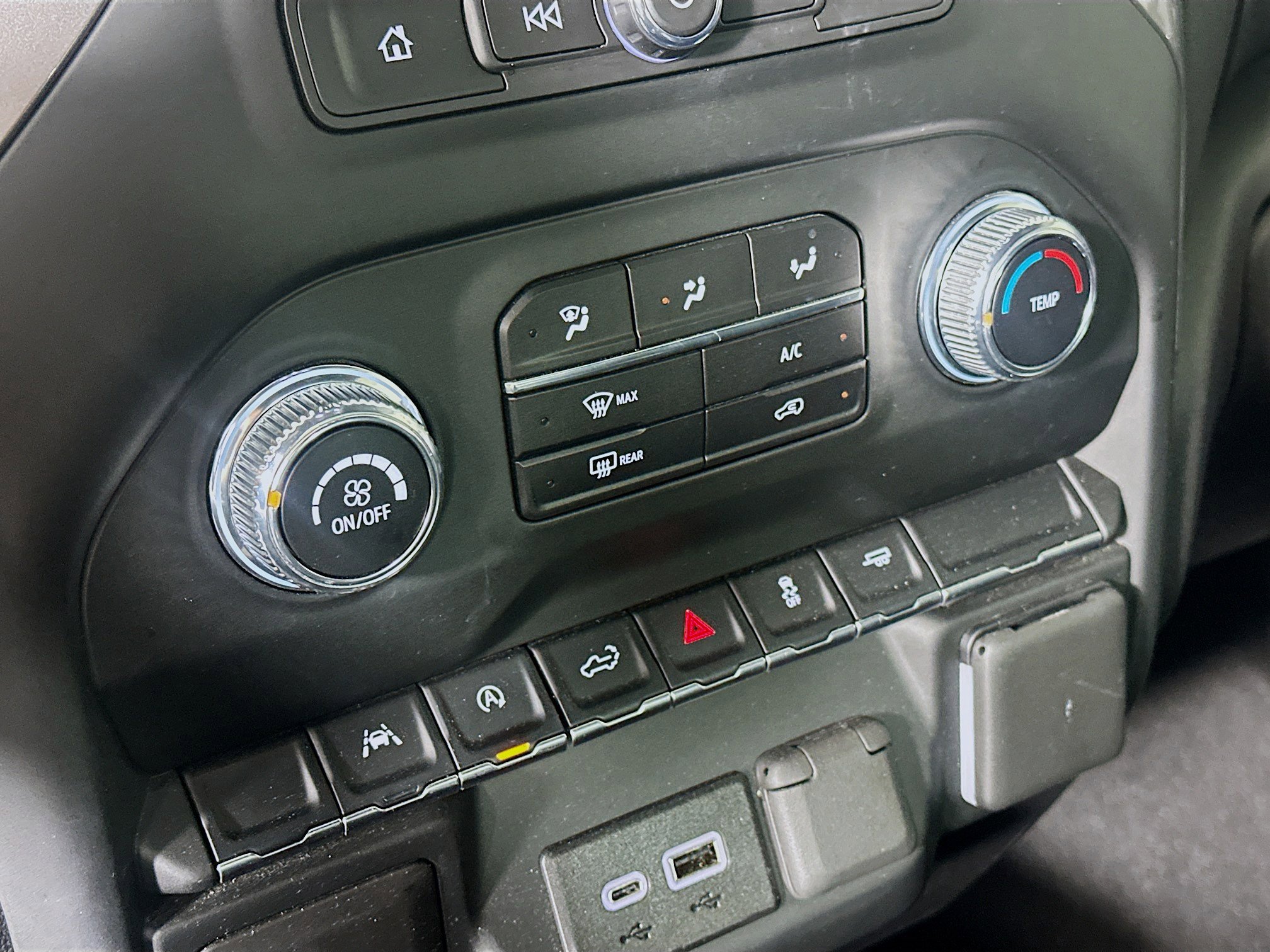 Used 2024 GMC Sierra 1500 Pro w/ Graphite Edition image 22