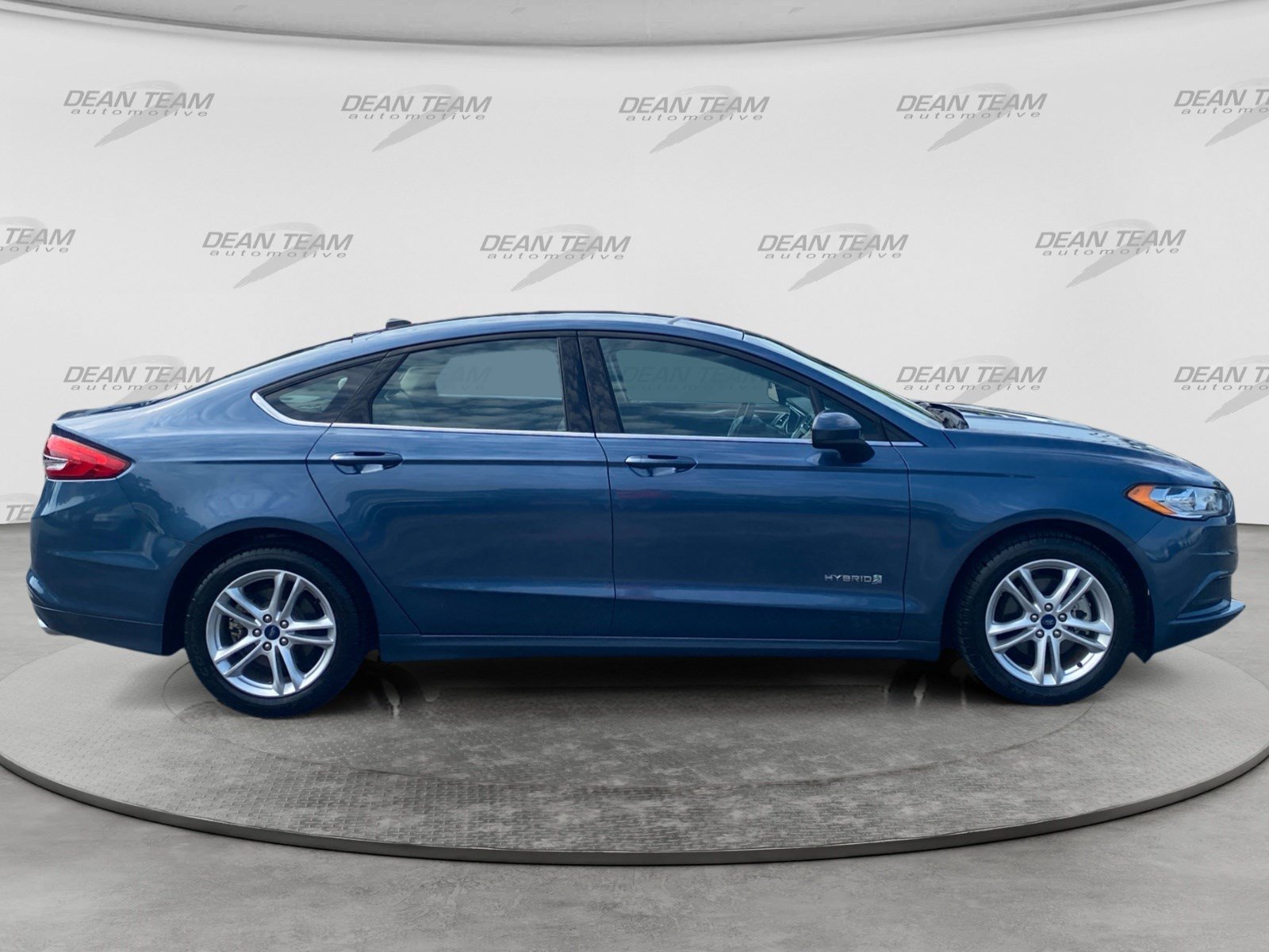 Used 2018 Ford Fusion S FWD image 10