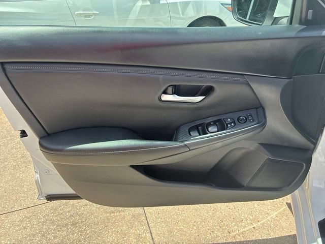 Used 2024 Nissan Sentra SV FWD image 19