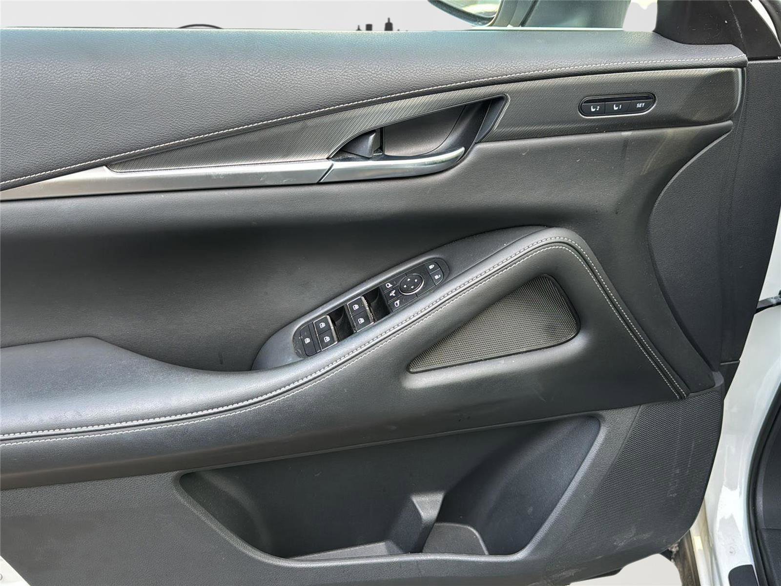 Used 2023 INFINITI QX60 Luxe w/ Cargo Package image 36