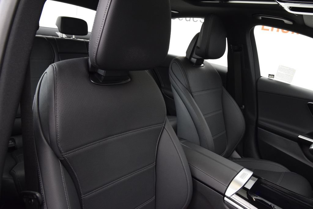 Certified 2026 Mercedes-Benz C 300 4MATIC Sedan image 16