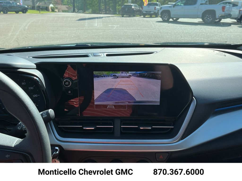 New 2026 Chevrolet Trax LS image 17