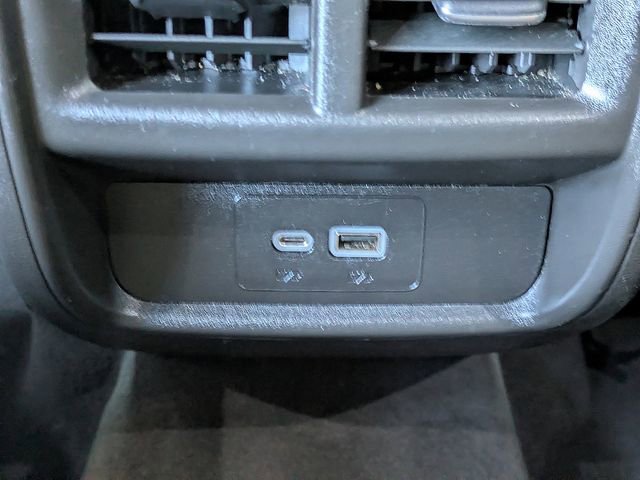 Certified 2024 Cadillac XT4 Luxury image 11