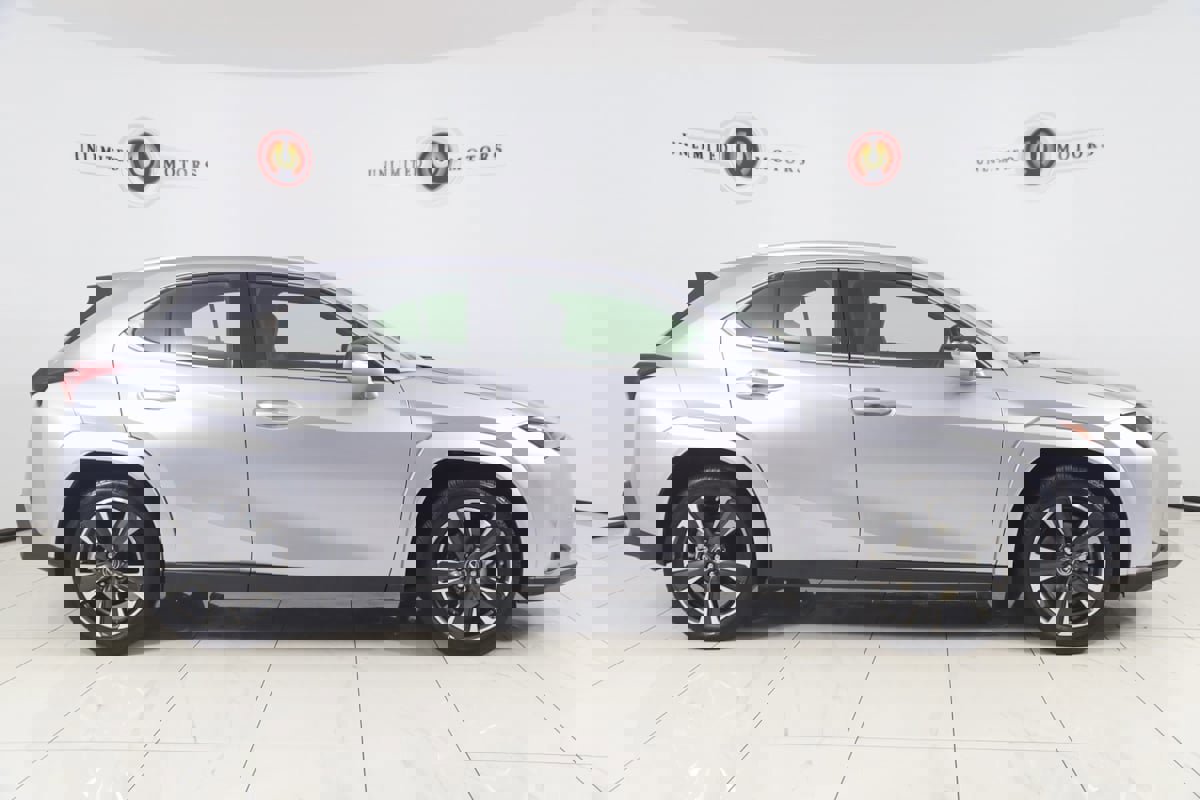 Used 2023 Lexus UX 250h AWD w/ Accessory Package (Z2) image 2