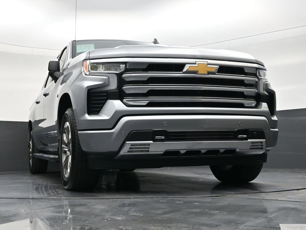 Used 2024 Chevrolet Silverado 1500 High Country image 26