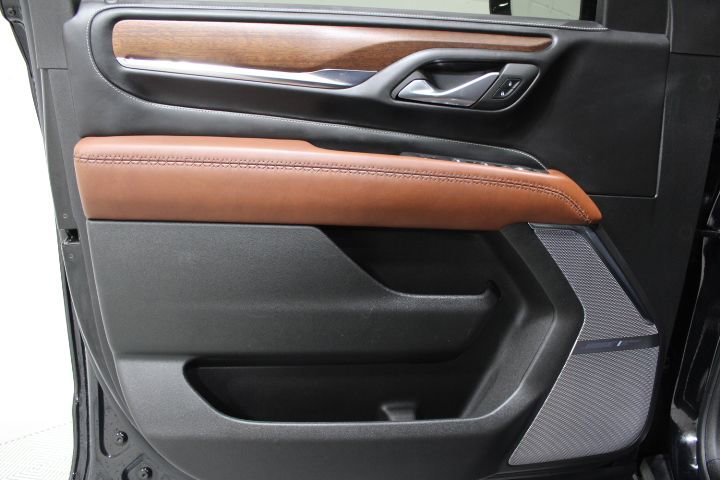 Used 2023 GMC Yukon Denali Ultimate image 19