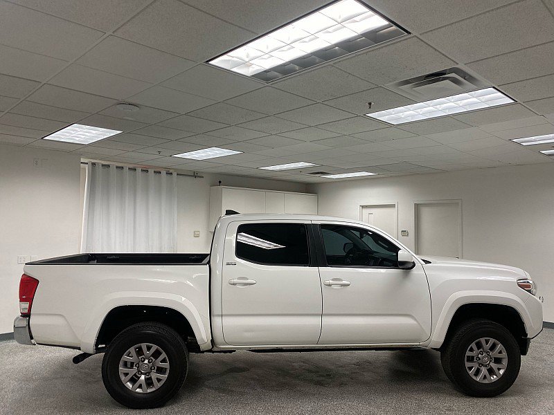 Used 2016 Toyota Tacoma SR5 w/ SR5 Appearance Package (SN) RWD image 4