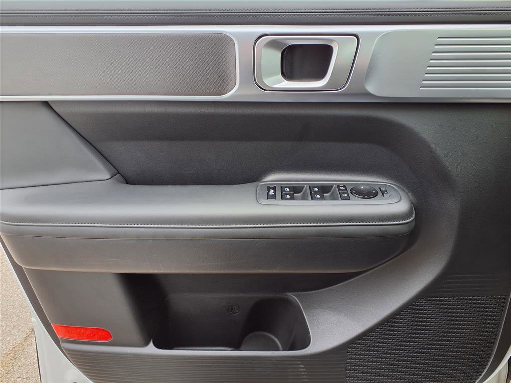 Used 2025 Hyundai Santa Fe SEL image 19