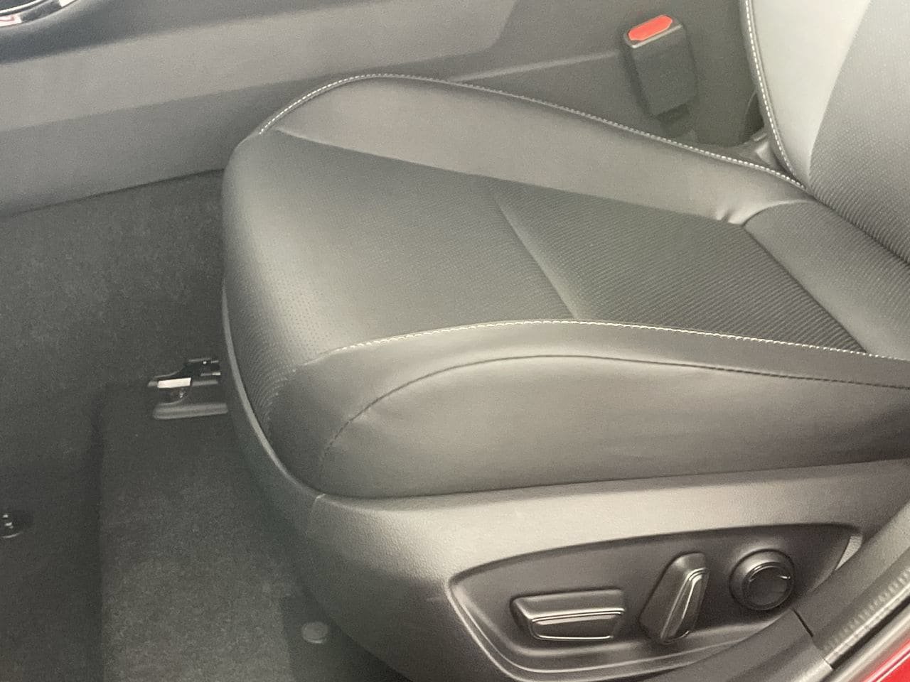 New 2026 Toyota Prius Limited FWD image 18