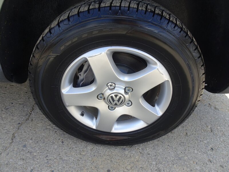 Used 2004 Volkswagen Touareg V6 AWD/4WD image 24