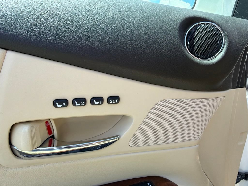 Used 2013 Lexus RX 350 AWD w/ Navigation Pkg image 8