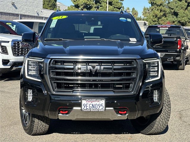Used 2023 GMC Yukon XL AT4 w/ AT4 Premium Package image 2