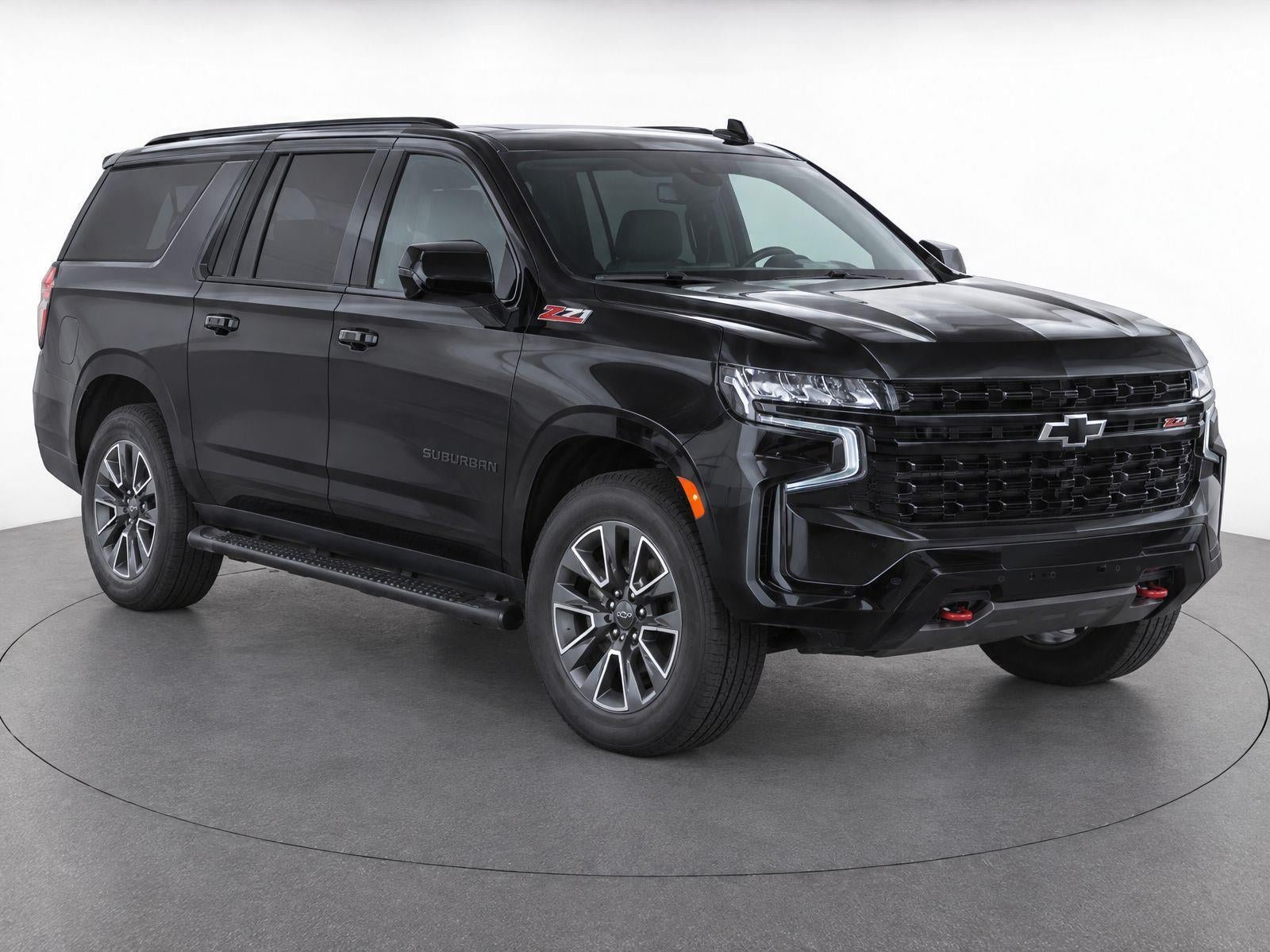 Used 2023 Chevrolet Suburban Z71 AWD/4WD image 2