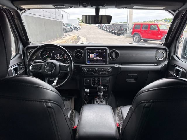 Used 2023 Jeep Wrangler Unlimited Sahara AWD/4WD image 15