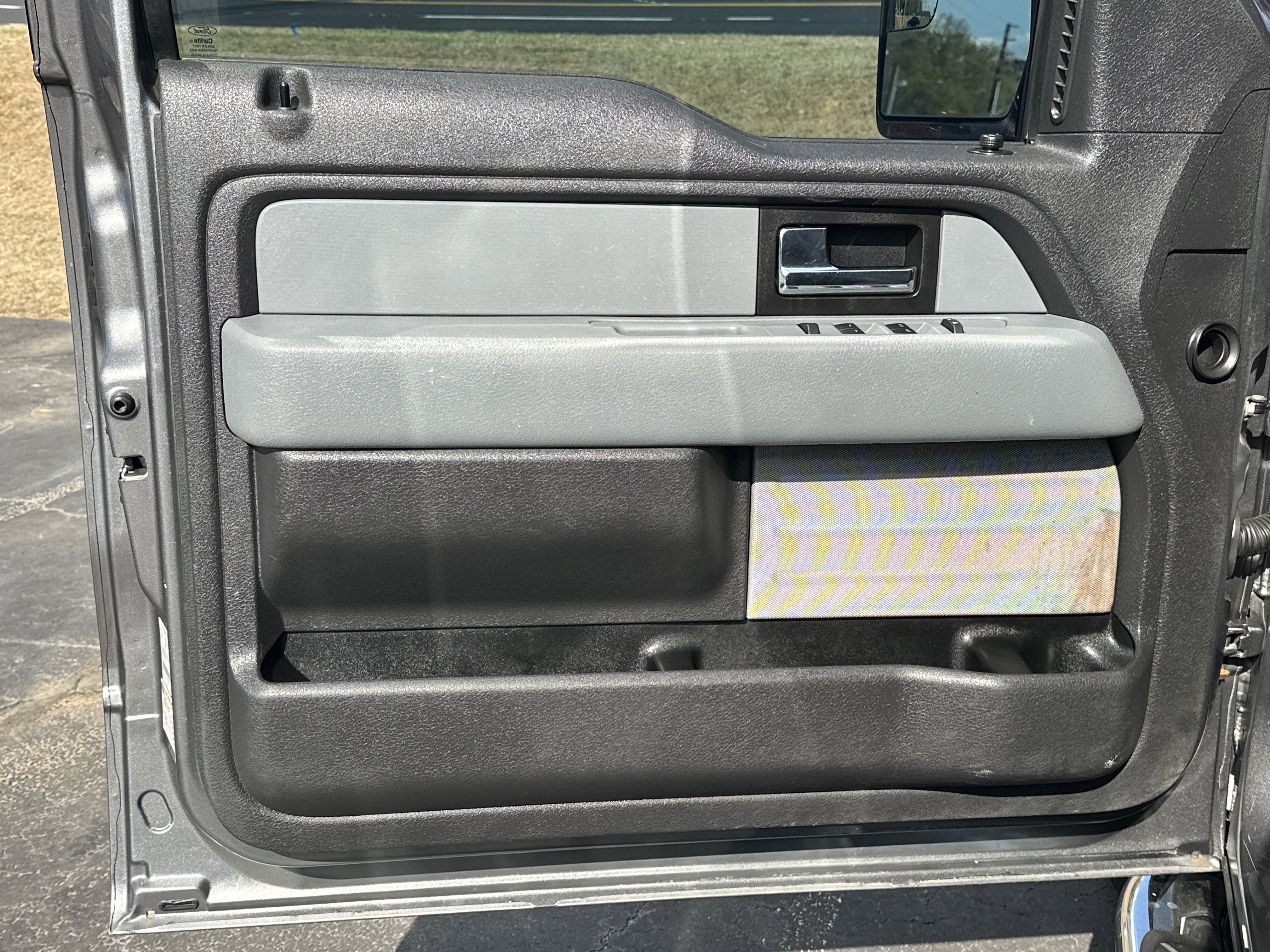 Used 2013 Ford F150 XLT w/ Mid Equipment Group image 11