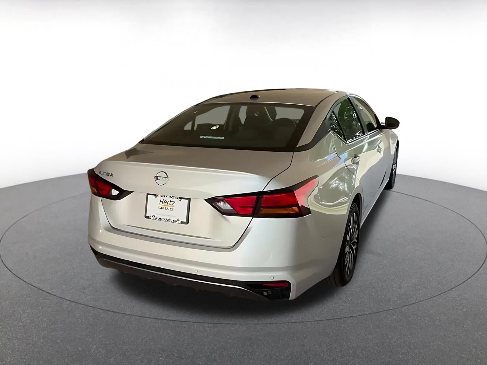 Used 2026 Nissan Altima 2.5 SV FWD image 12