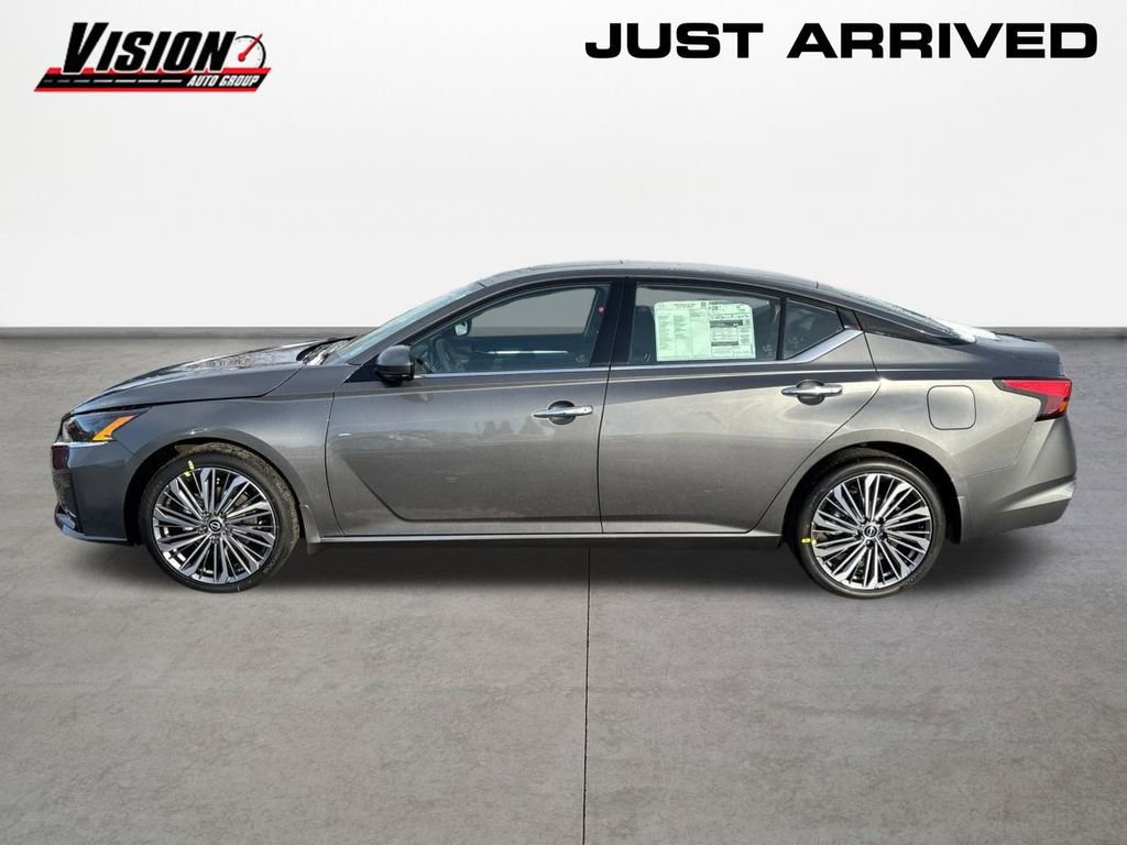 New 2025 Nissan Altima 2.5 SL image 8