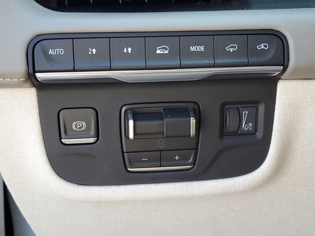 Used 2023 Cadillac Escalade Sport Platinum image 21